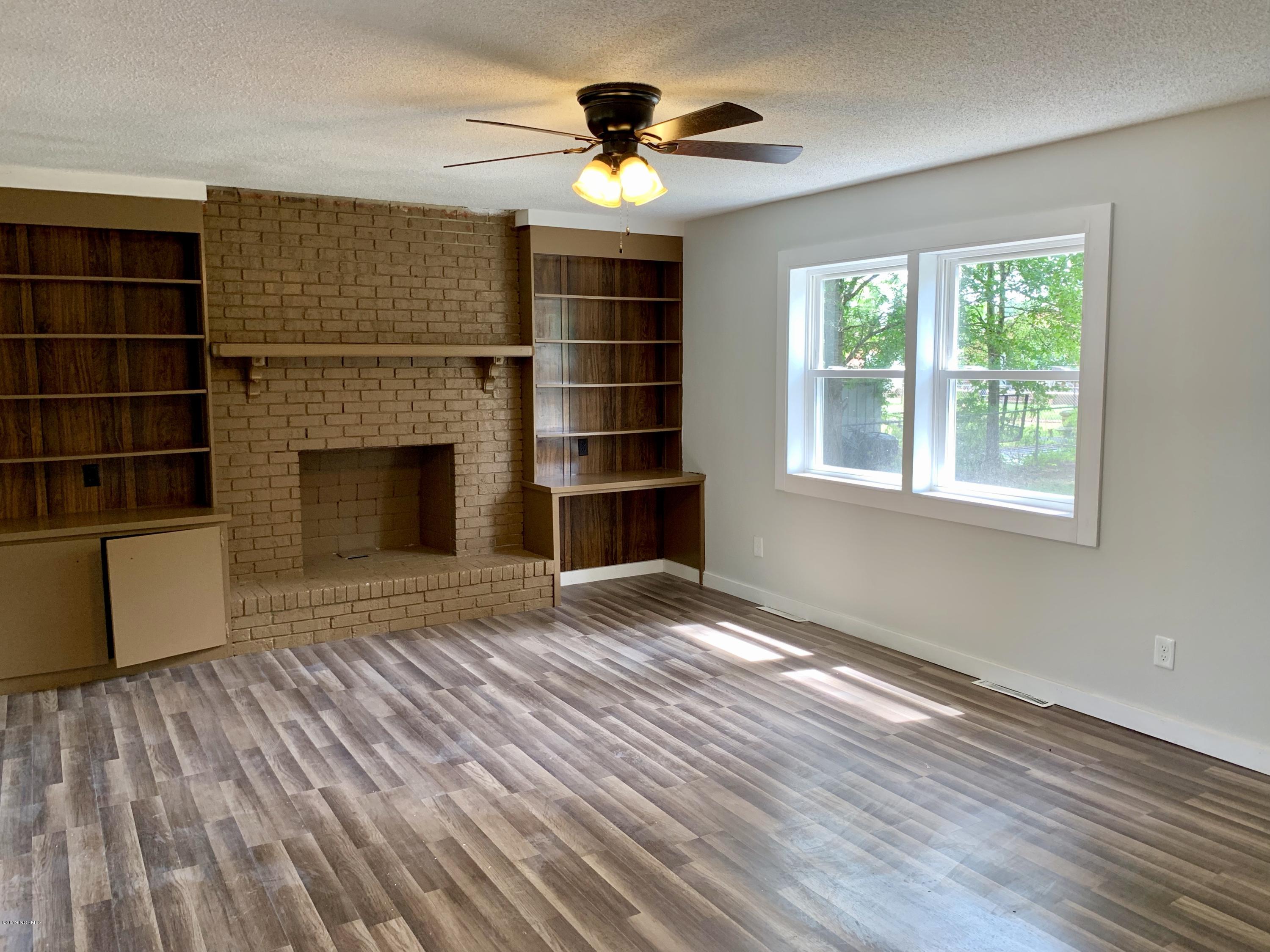 809 Eagle Road Kinston, NC 28501 - Photo 14 of 49 fullsizeoutput_1ad0