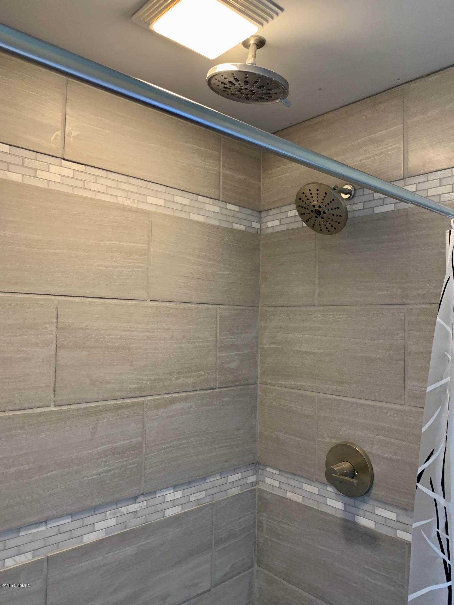 809 Eagle Road Kinston, NC 28501 - Photo 24 of 49 First floor shower