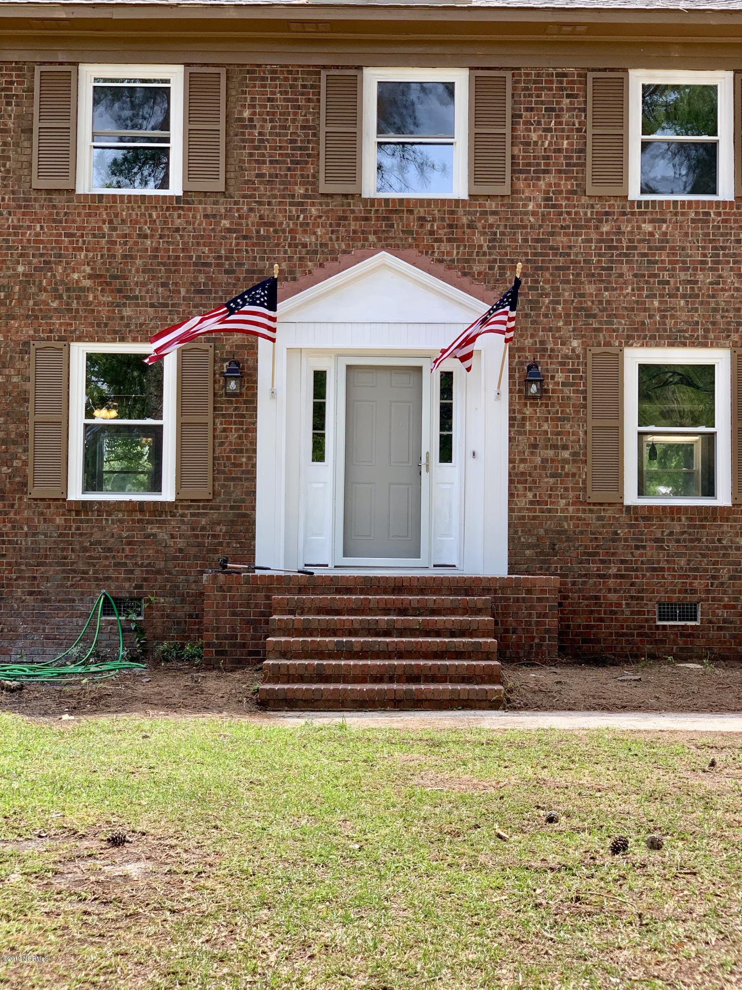 809 Eagle Road Kinston, NC 28501 - Photo 3 of 49 fullsizeoutput_1aee