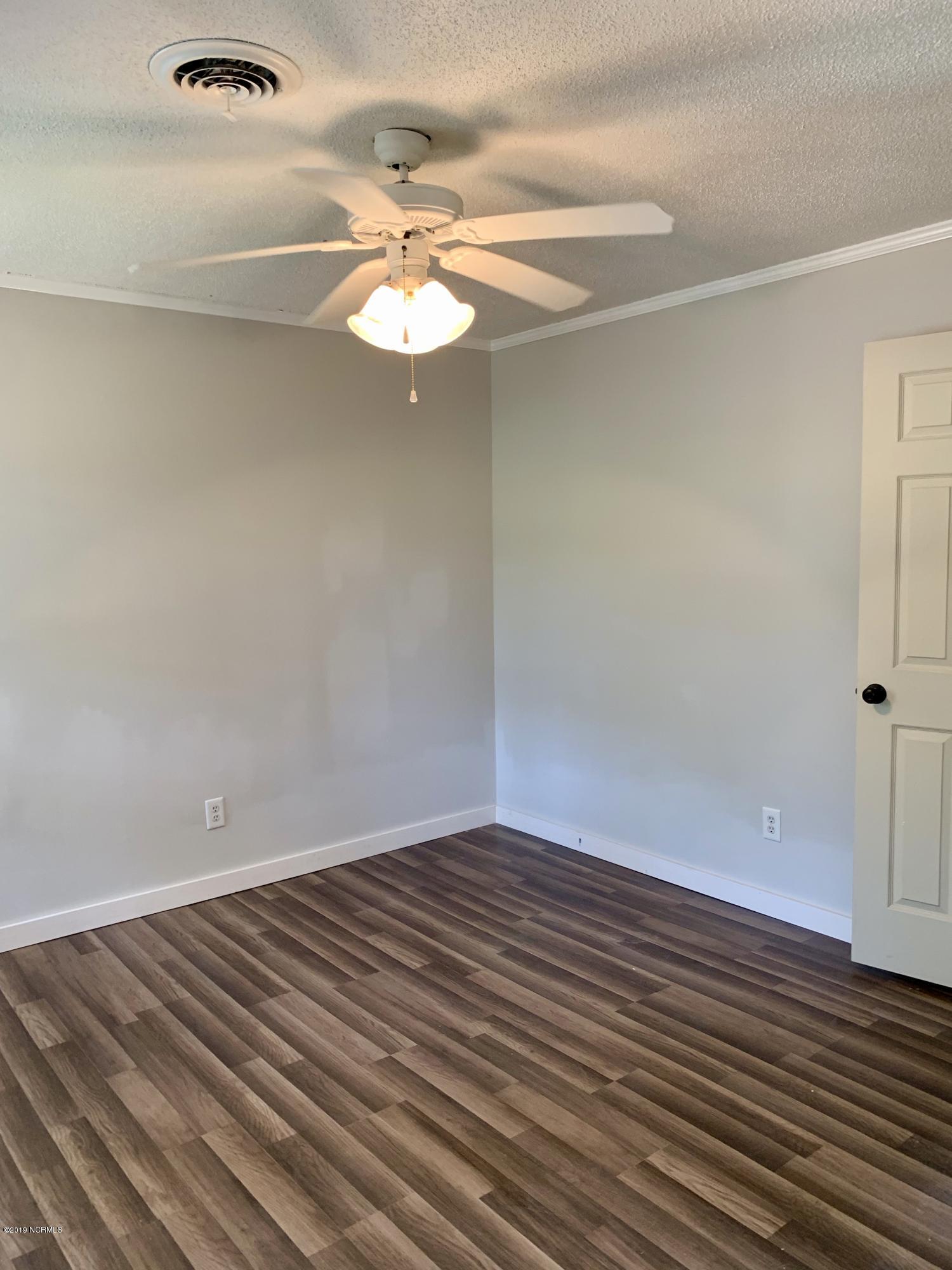 809 Eagle Road Kinston, NC 28501 - Photo 47 of 49 Bedroom 3
