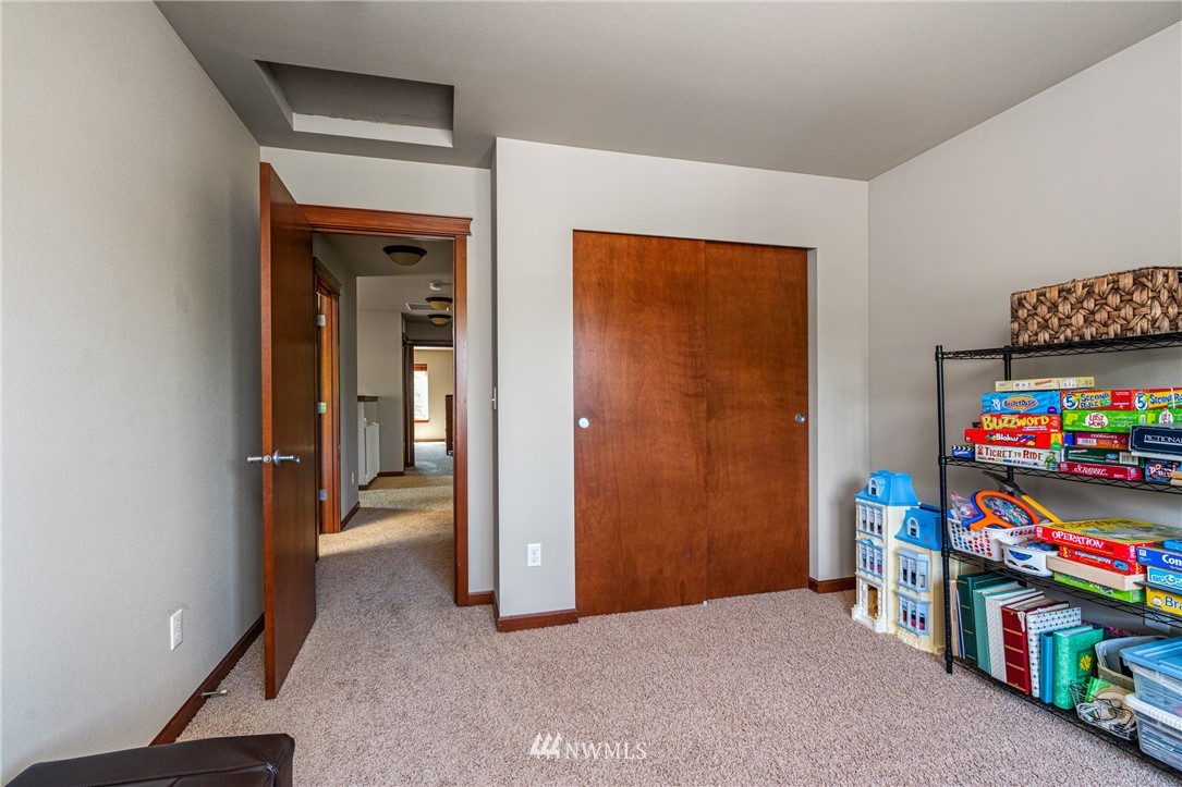 4825 Rochelle Street Southeast Lacey, WA 98503 - Photo 19 of 26 Gallery Image 19