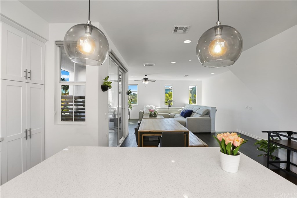 893 Tangelo Way, Unit 101 Corona, CA 92878 - Photo 11 of 40