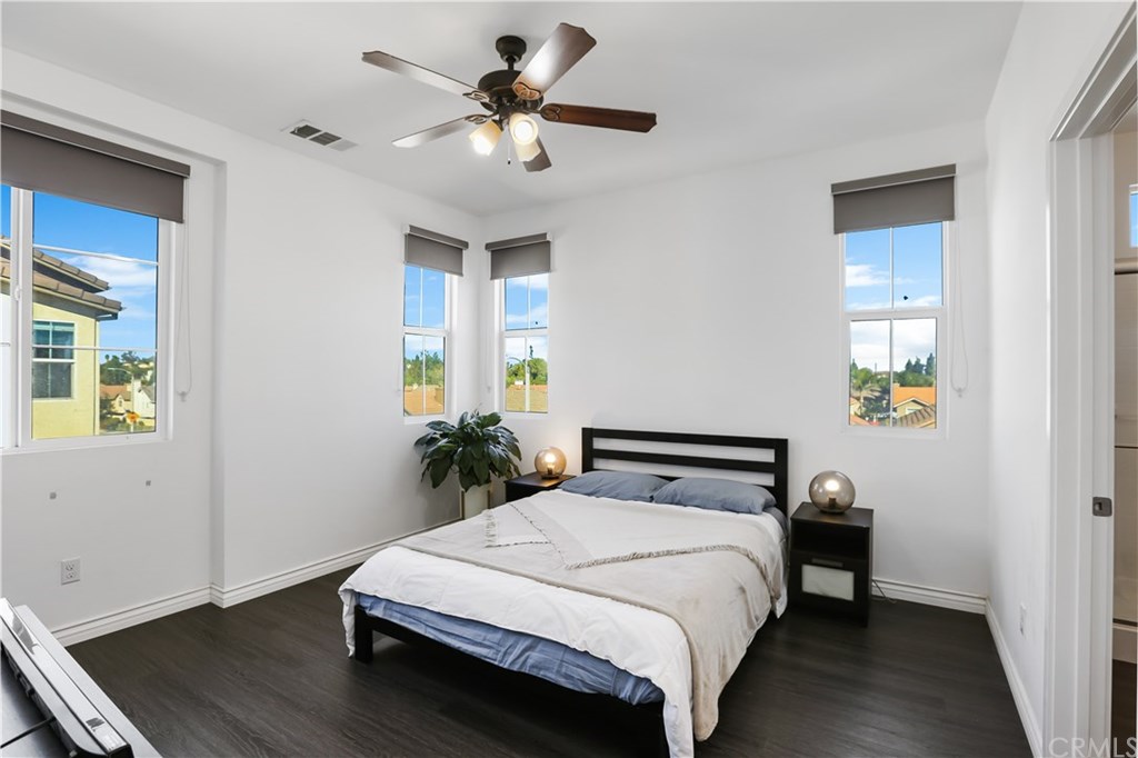 893 Tangelo Way, Unit 101 Corona, CA 92878 - Photo 32 of 40