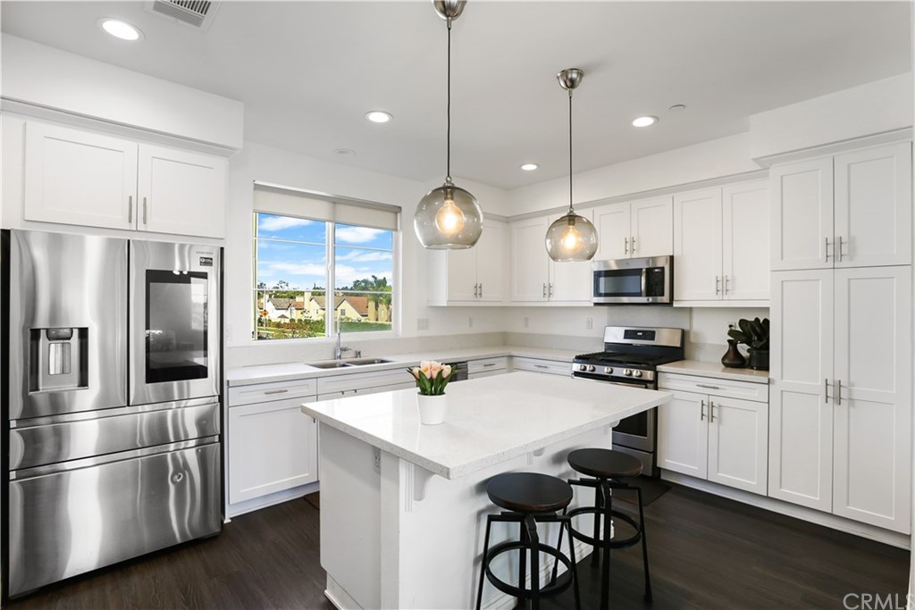 893 Tangelo Way, Unit 101 Corona, CA 92878 - Photo 9 of 40