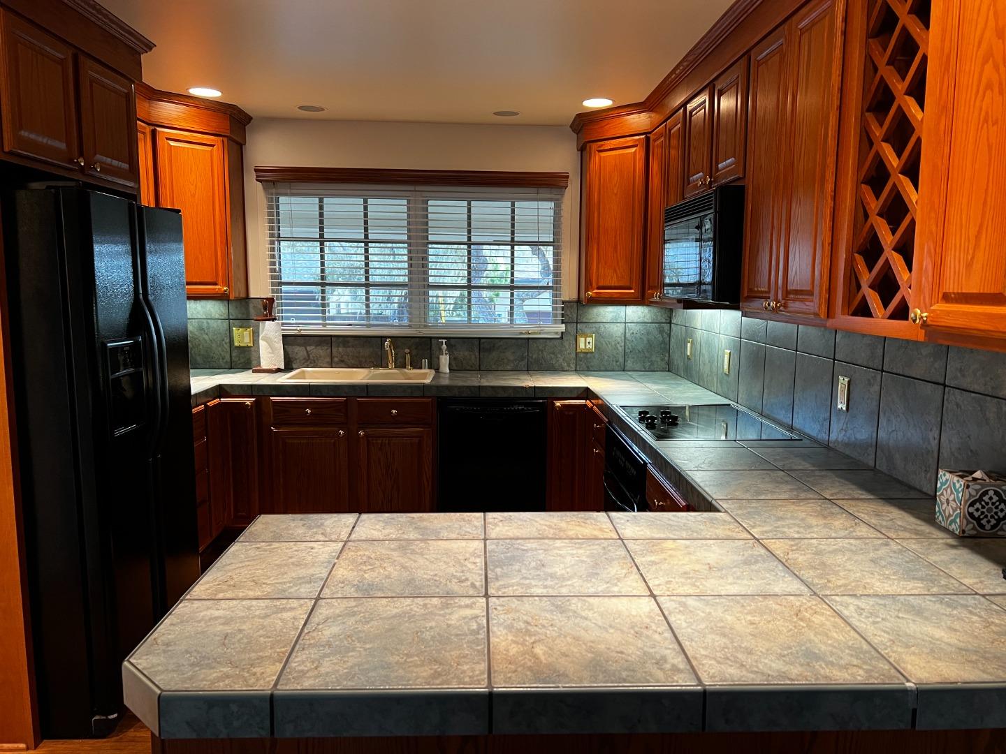 1147 Chaparral Road Pebble Beach, CA 93953 - Photo 12 of 26 Gallery Image 12