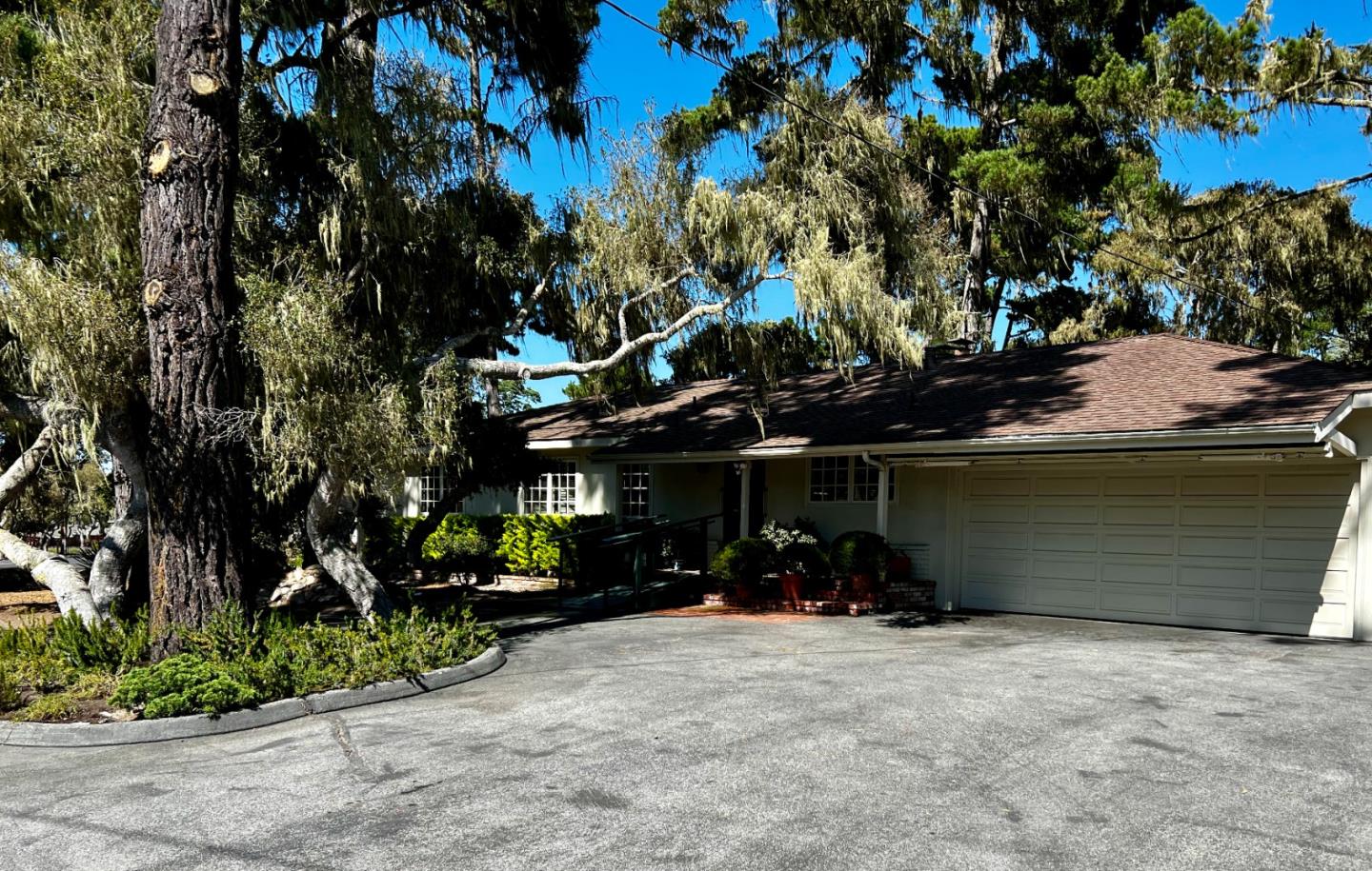 1147 Chaparral Road Pebble Beach, CA 93953 - Photo 4 of 26 Gallery Image 4