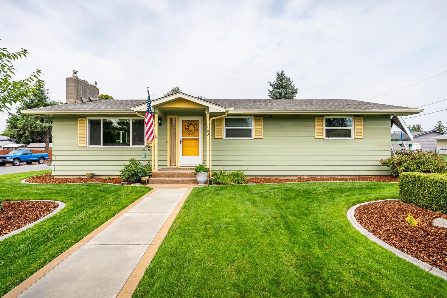 1403 North Best Road Spokane Valley, WA 99216 - Photo 1 of 30 Gallery Image 1