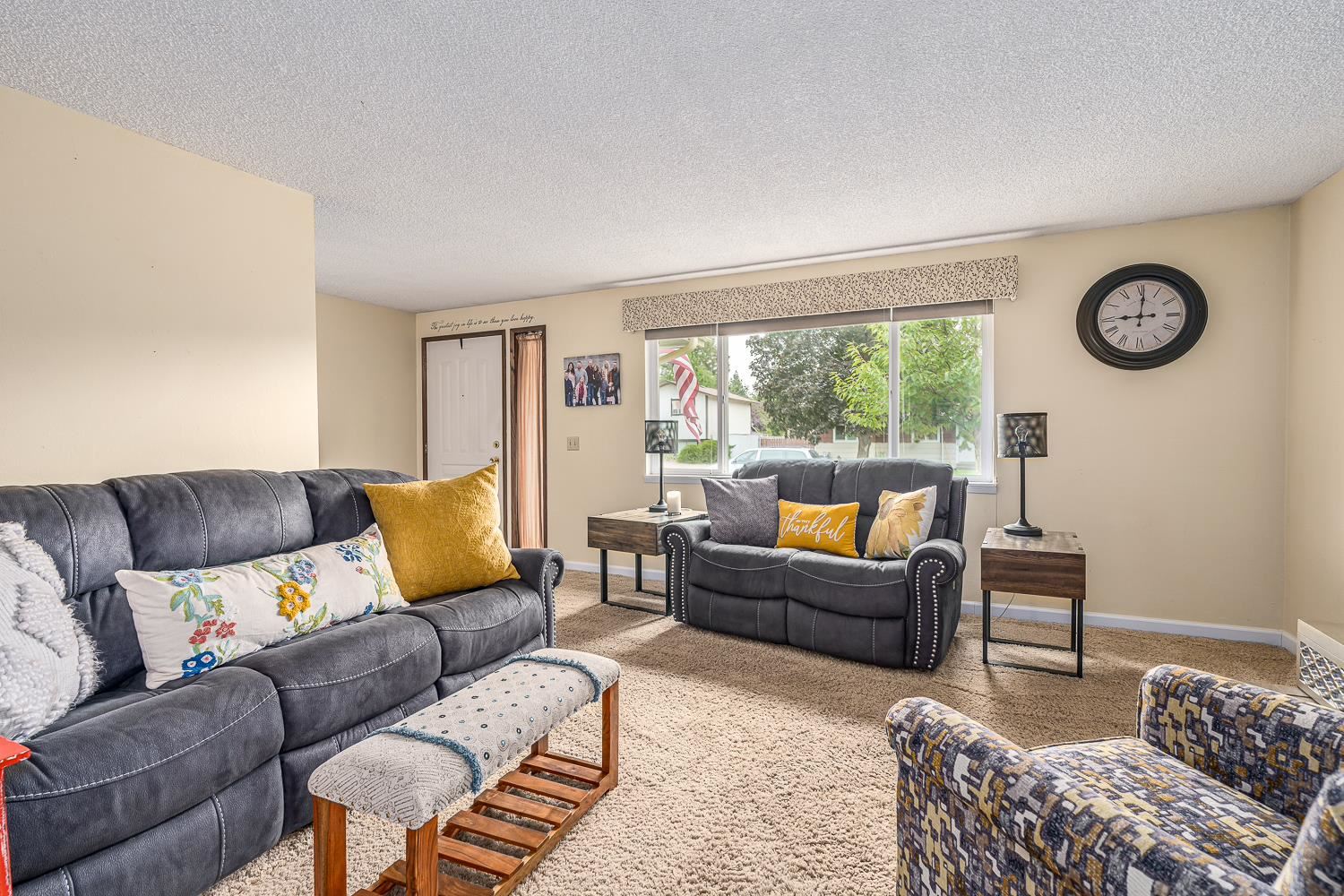 1403 North Best Road Spokane Valley, WA 99216 - Photo 4 of 30 Gallery Image 4