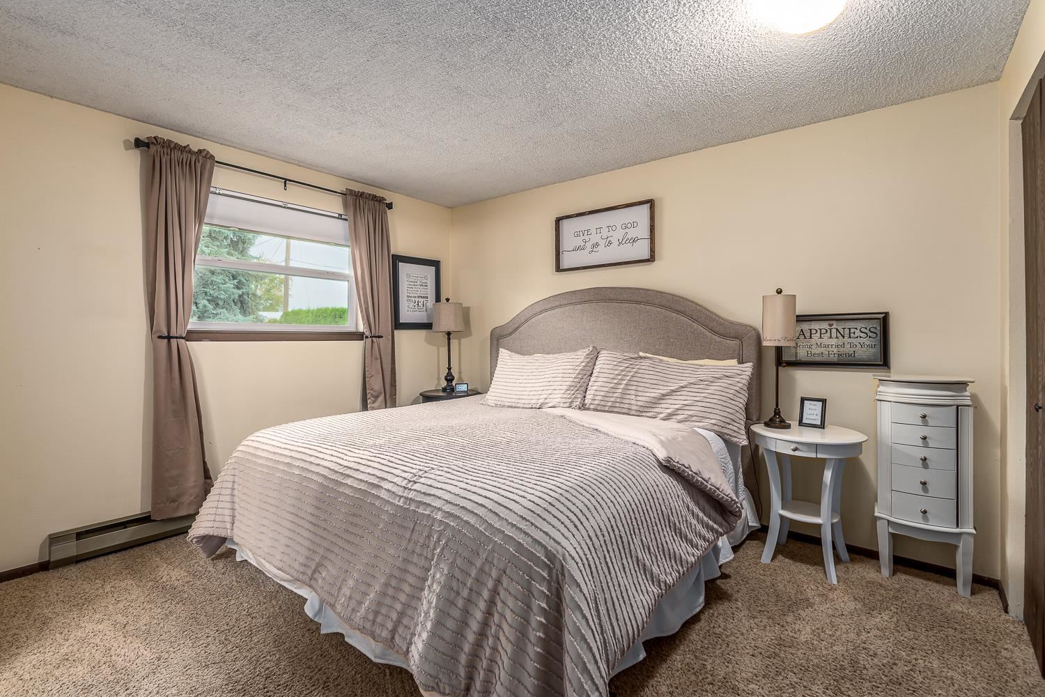 1403 North Best Road Spokane Valley, WA 99216 - Photo 8 of 30 Gallery Image 8