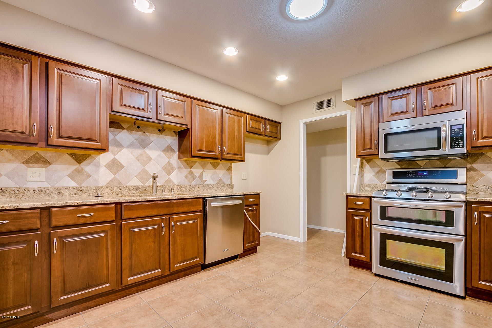 2923 East Thunderbird Road Phoenix, AZ 85032 - Photo 5 of 16 Thunderbird-13