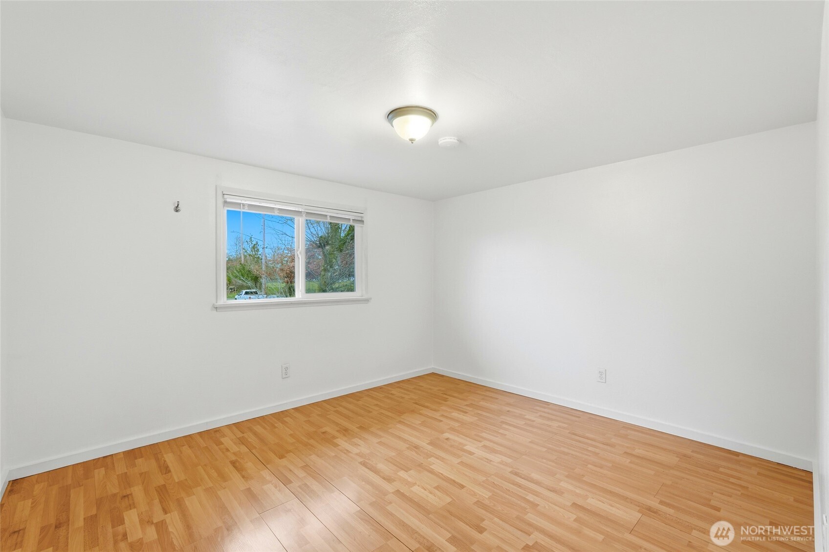 7525 Beverly Lane Everett, WA 98203 - Photo 19 of 34