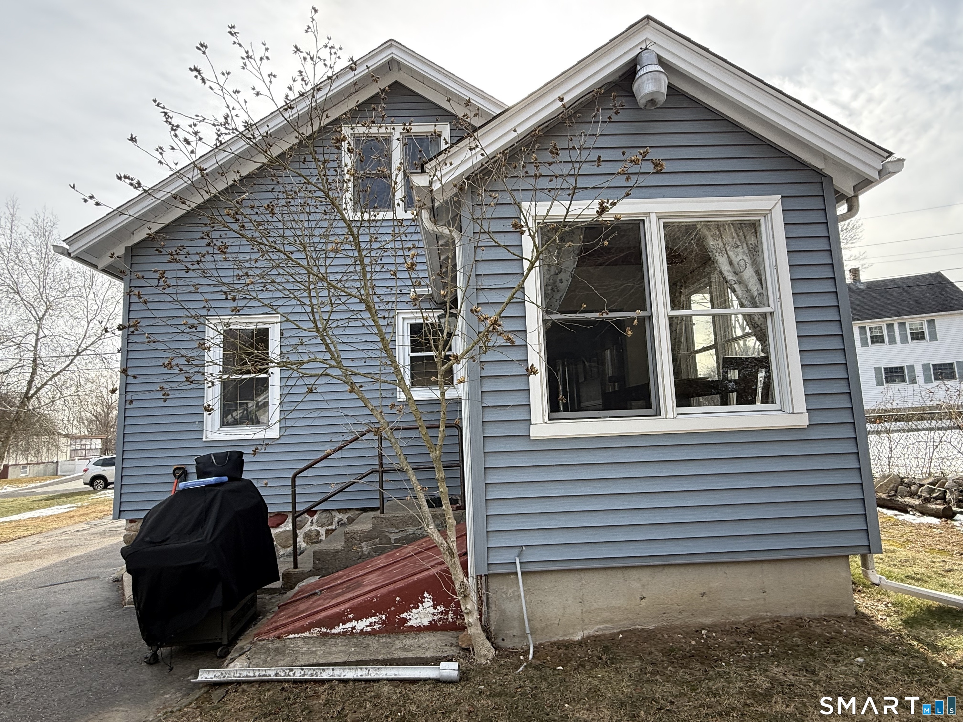 2 Harbor View Avenue Waterford, CT 06385 - Photo 35 of 39