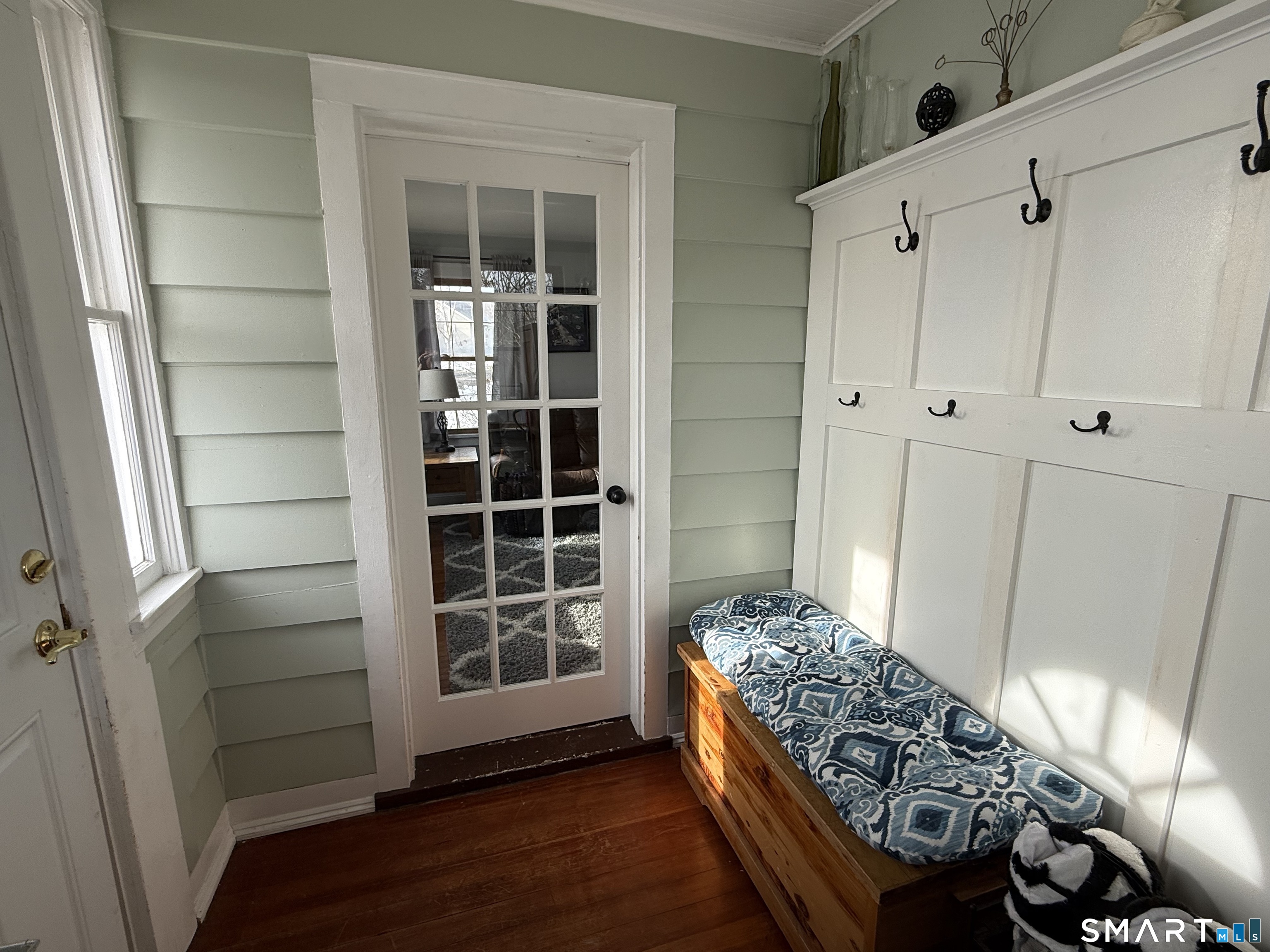 2 Harbor View Avenue Waterford, CT 06385 - Photo 4 of 39