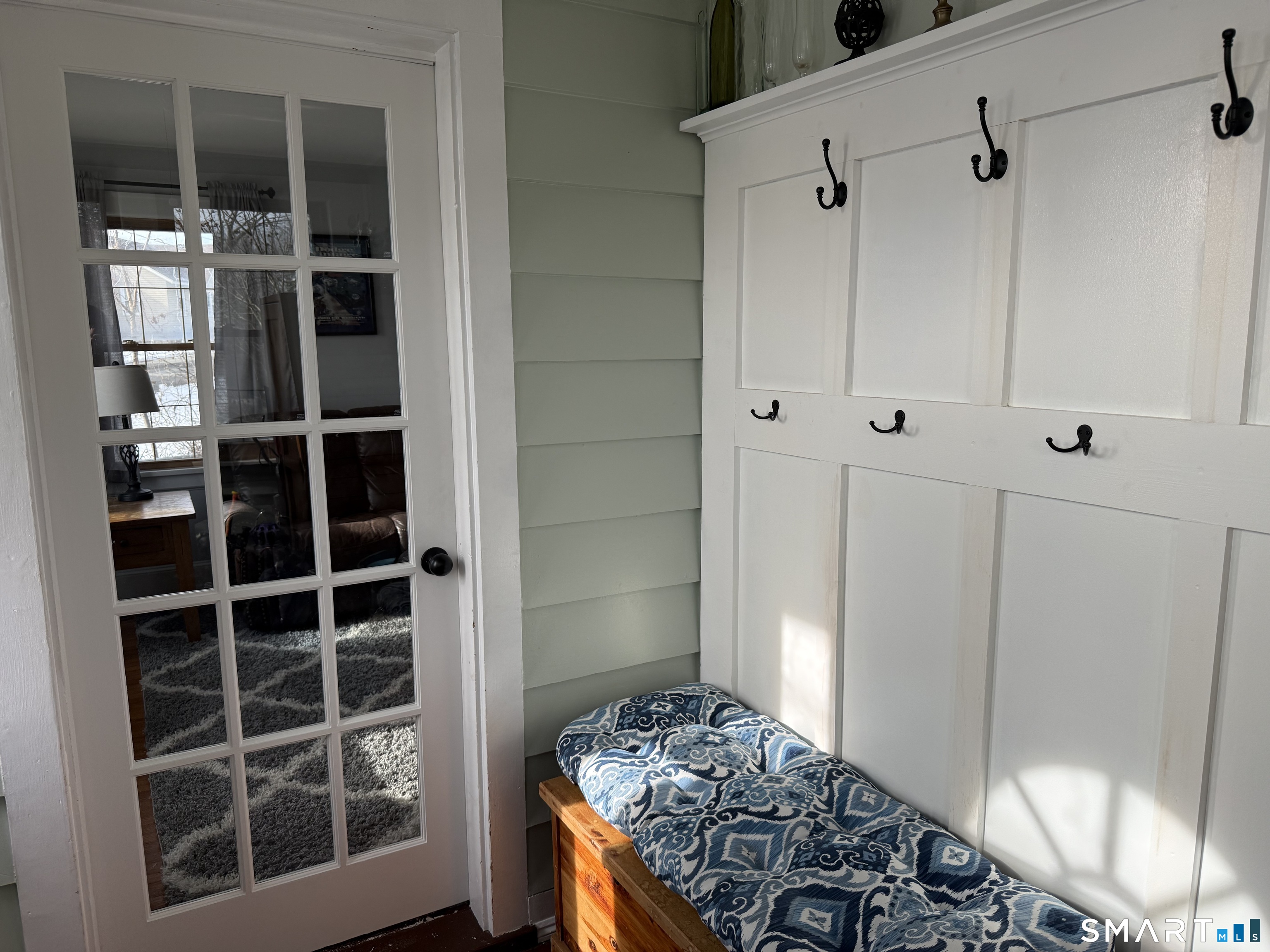 2 Harbor View Avenue Waterford, CT 06385 - Photo 5 of 39