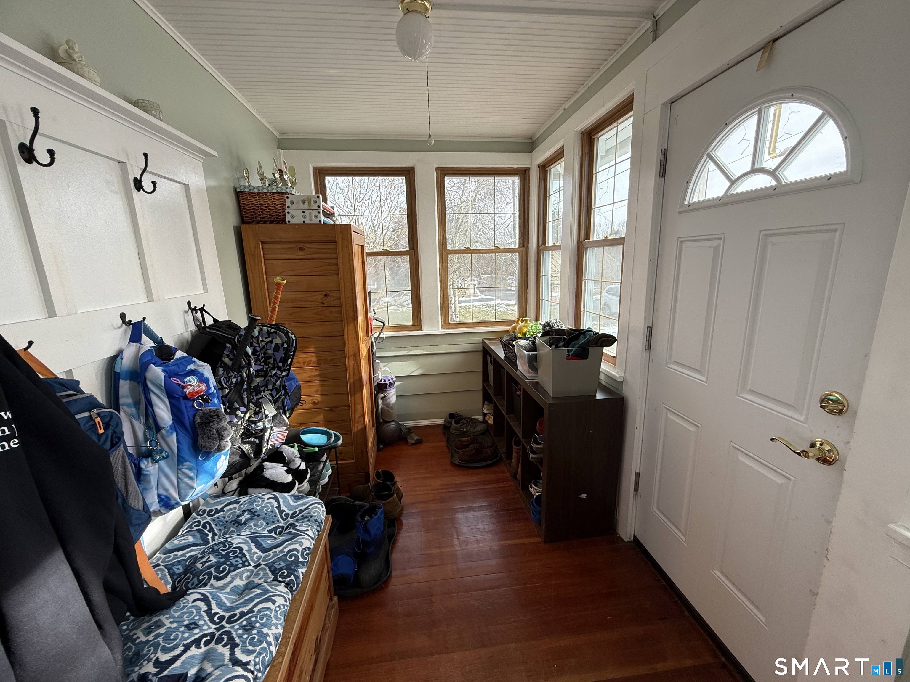 2 Harbor View Avenue Waterford, CT 06385 - Photo 7 of 39