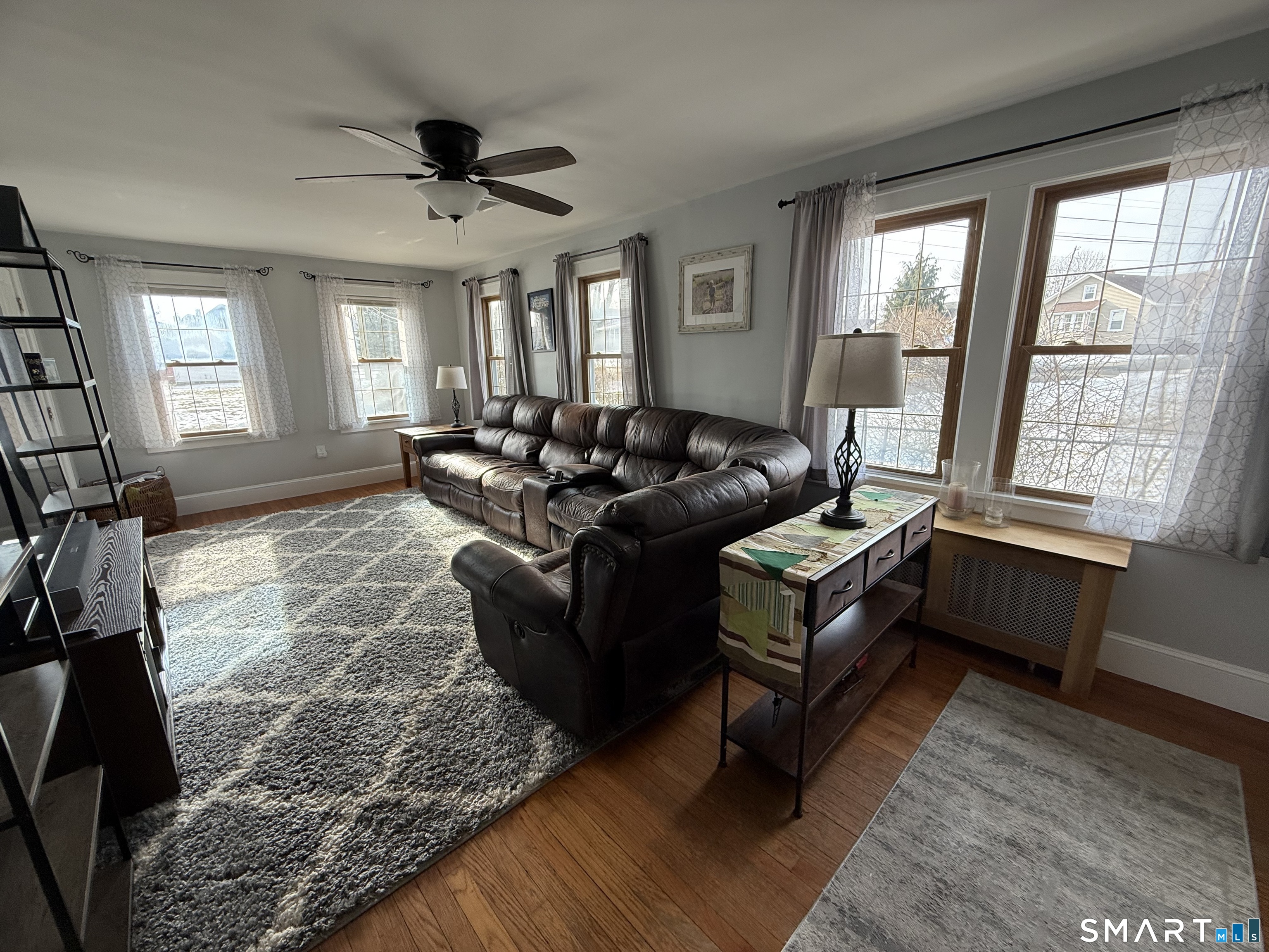 2 Harbor View Avenue Waterford, CT 06385 - Photo 8 of 39