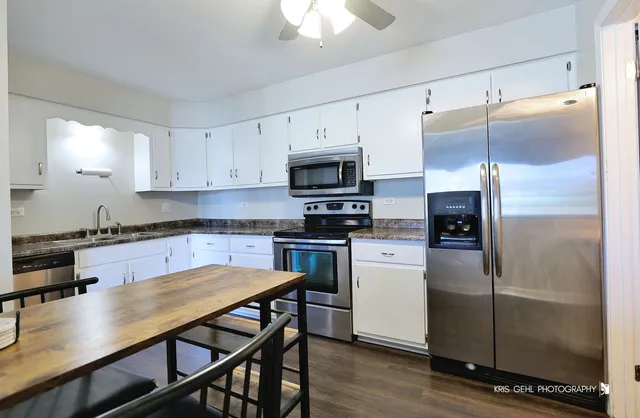 $160,000 | 1335 Buell Avenue, Unit 1335, Joliet, IL 60435