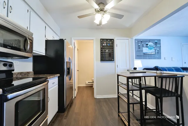 $160,000 | 1335 Buell Avenue, Unit 1335, Joliet, IL 60435