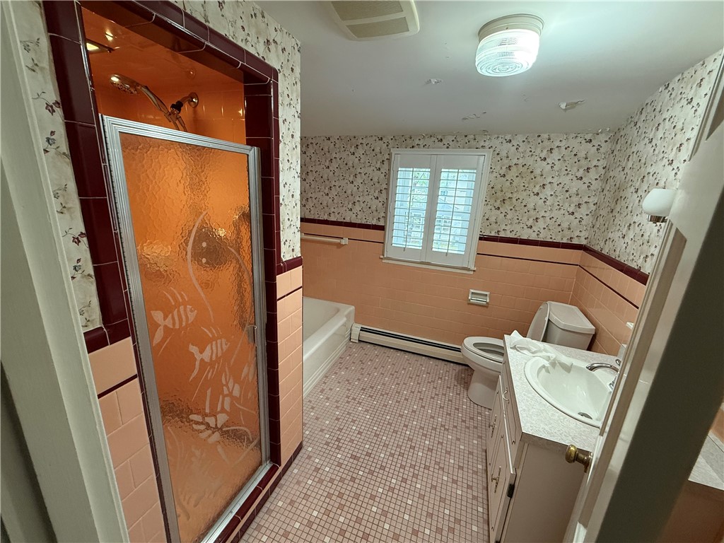 90 Alexander McGregor Road Pawtucket, RI 02861 - Photo 11 of 15