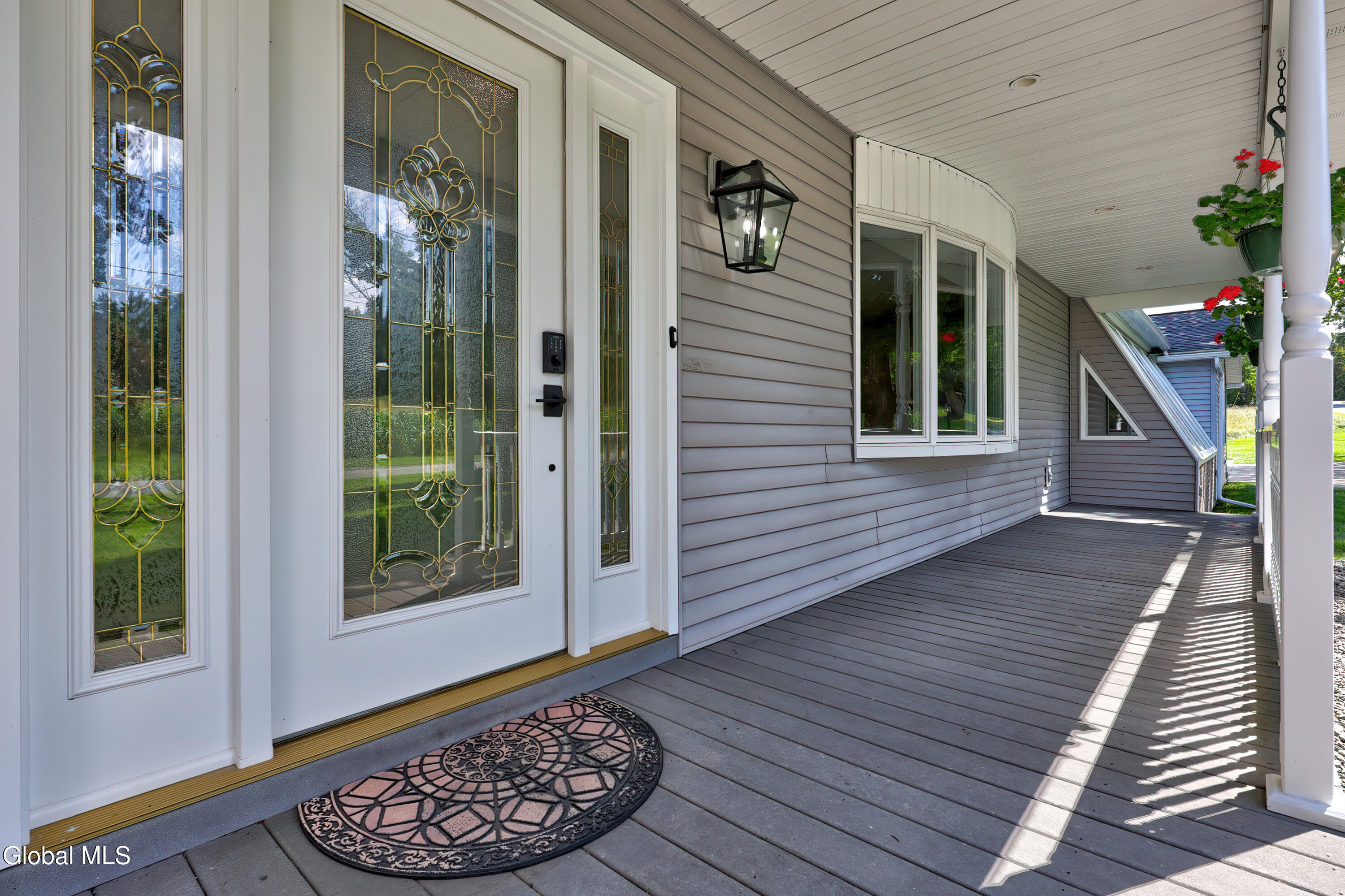 23 Flower Road Troy, NY 12180 - Photo 5 of 85 1 (3)