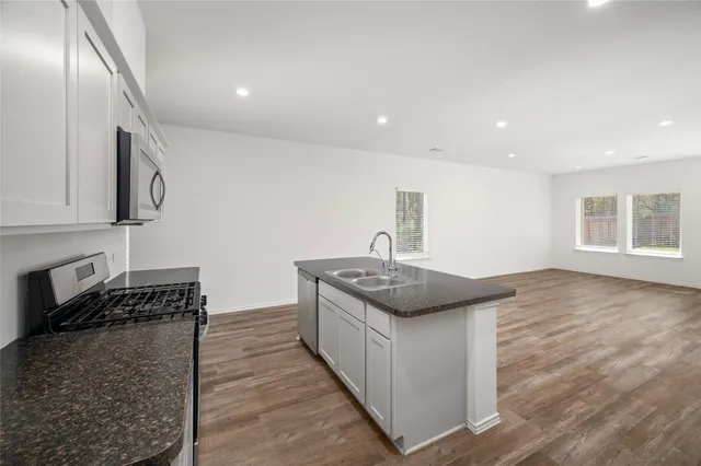 $2,395 | 5742 Chris Ridge Court, Spring, TX 77373