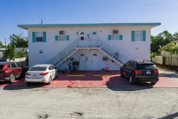 $1,175,000 | 500 22nd Street, Unit 14, Marathon, FL 33050