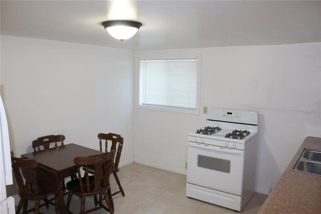1114 Layton Road Butler, PA 16001 - Photo 5 of 15