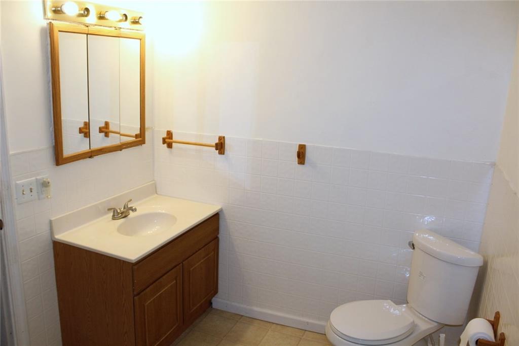 1114 Layton Road Butler, PA 16001 - Photo 10 of 15