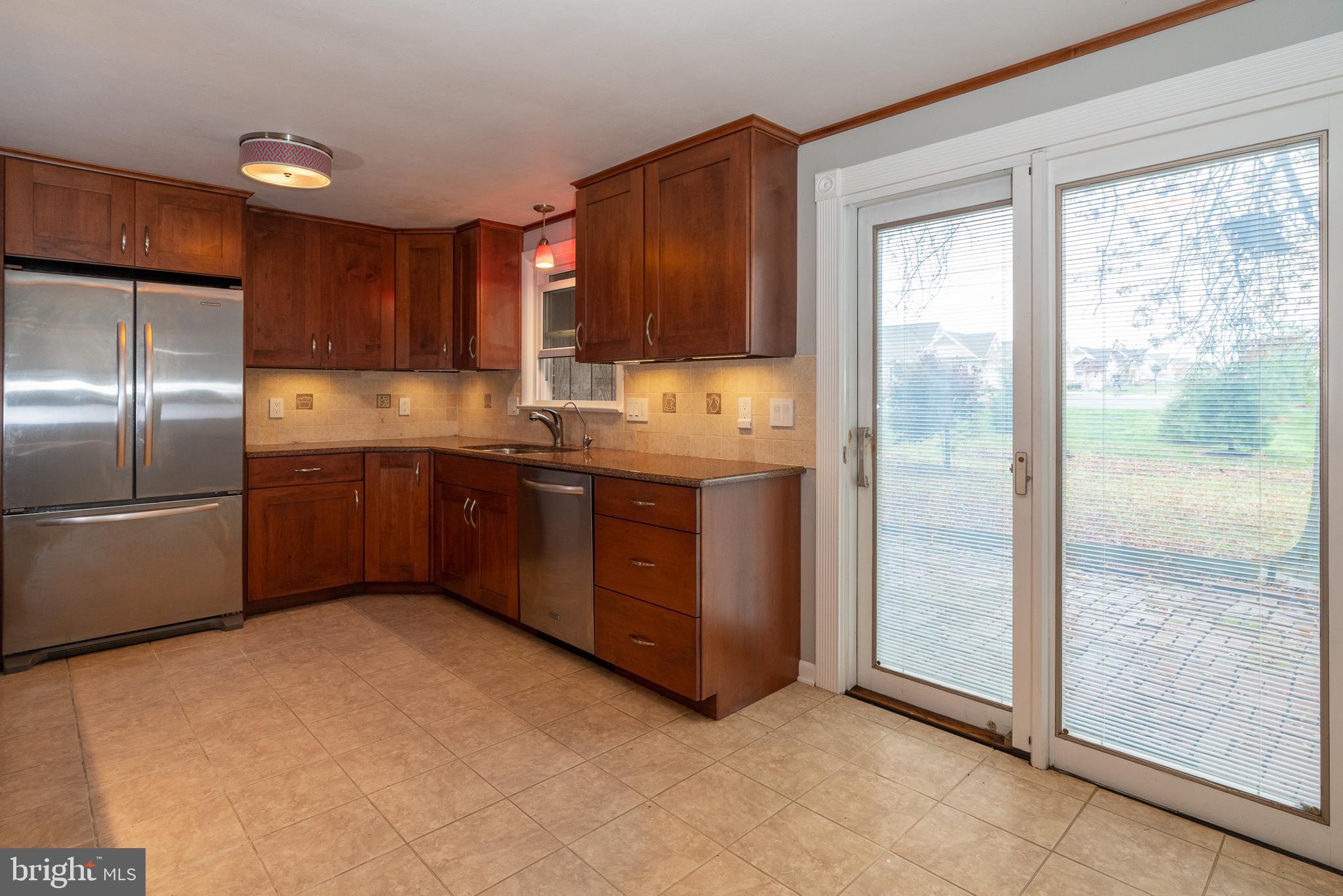 627 Kissel Hill Road Lititz, PA 17543 - Photo 13 of 32 Eat-In Kitchen