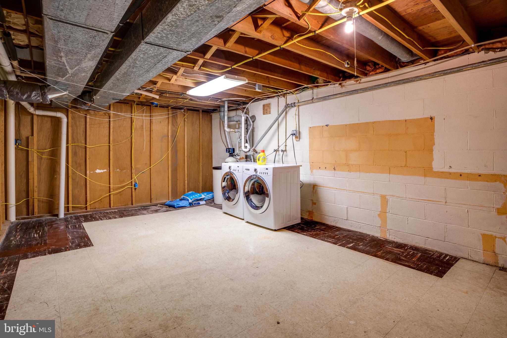 627 Kissel Hill Road Lititz, PA 17543 - Photo 30 of 32 Basement Laundry