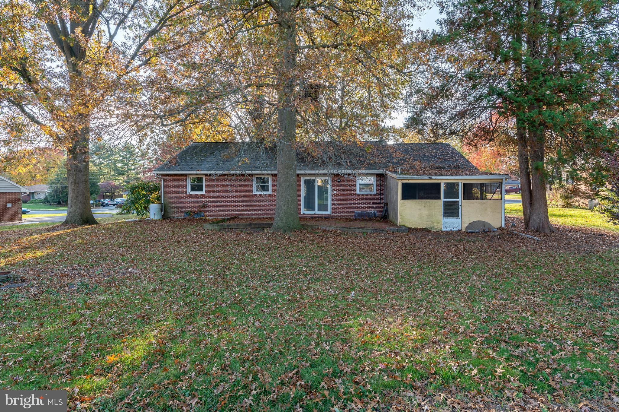 627 Kissel Hill Road Lititz, PA 17543 - Photo 5 of 32 627 Kissel Hill Rd