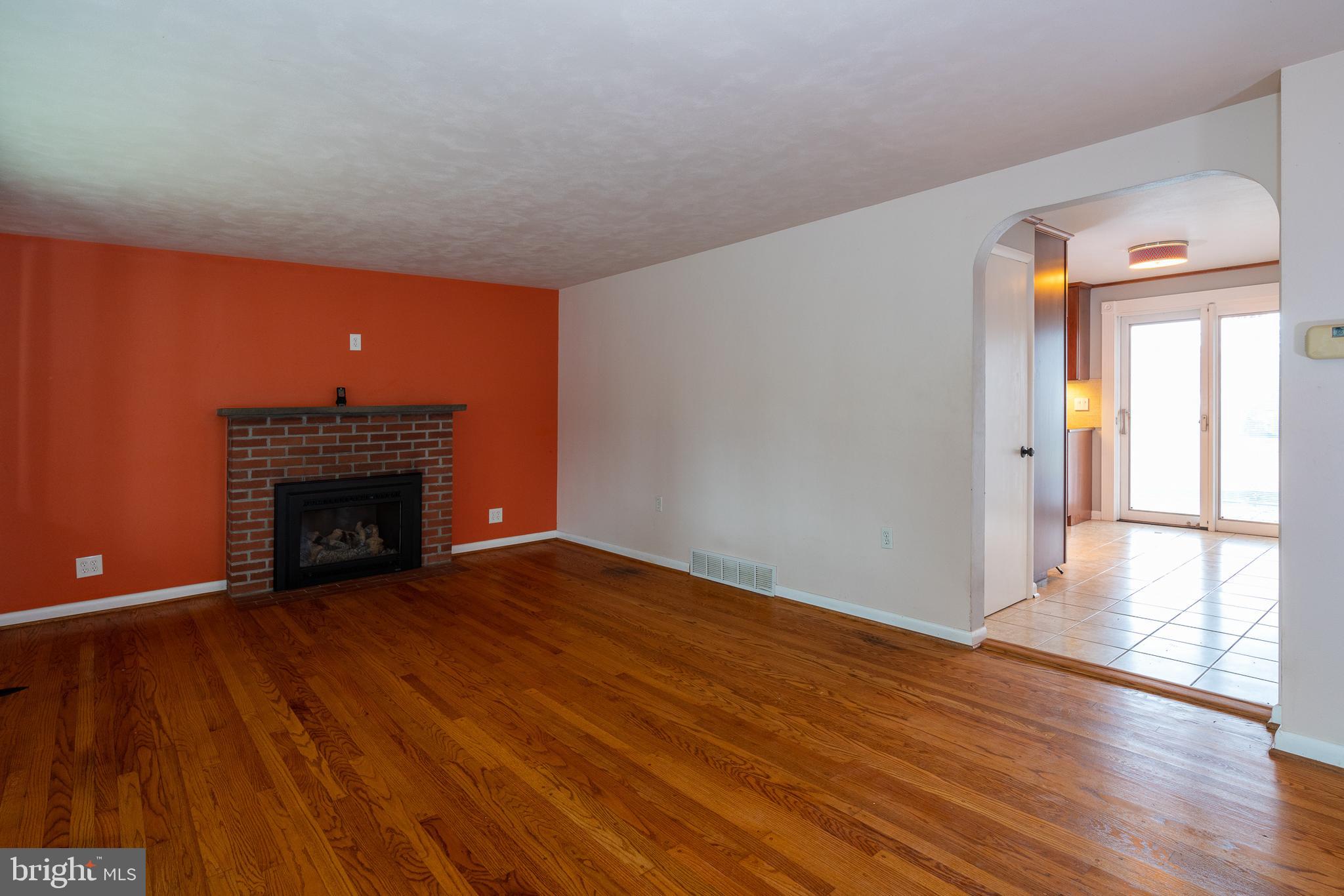 627 Kissel Hill Road Lititz, PA 17543 - Photo 10 of 32 Living Room