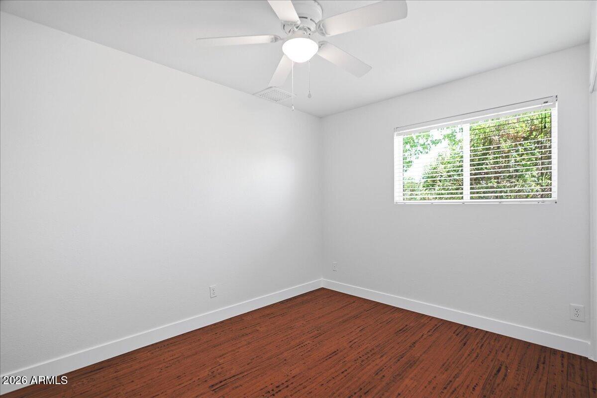 1019 West 10th Street Tempe, AZ 85281 - Photo 22 of 35 guest room
