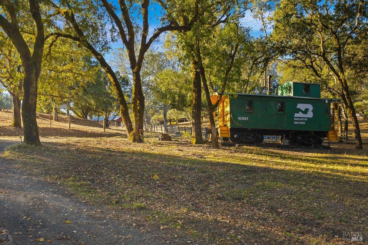 350 Canyon Road Geyserville, CA 95441 - Photo 24 of 39