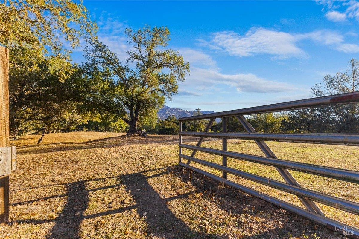 350 Canyon Road Geyserville, CA 95441 - Photo 30 of 39