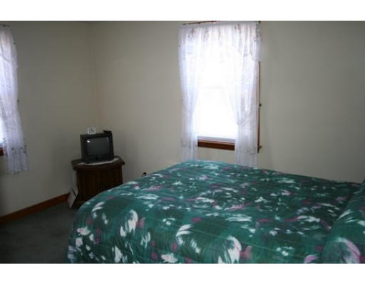25 Lodgehill Road Boston, MA 02136 - Photo 12 of 17 Gallery Image 12
