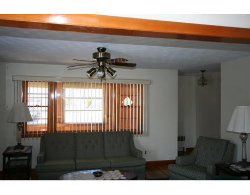 25 Lodgehill Road Boston, MA 02136 - Photo 16 of 17 Gallery Image 16