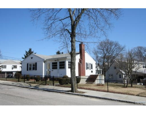 25 Lodgehill Road Boston, MA 02136 - Photo 2 of 17 Gallery Image 2