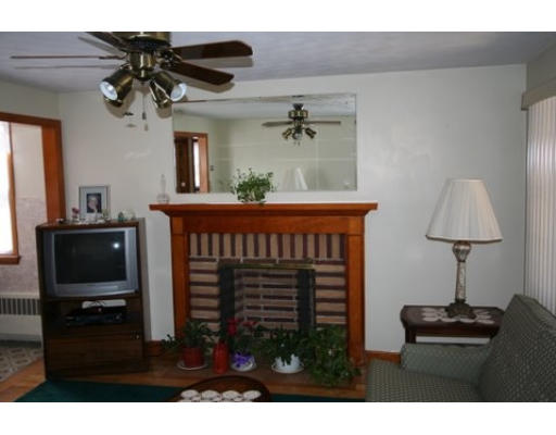 25 Lodgehill Road Boston, MA 02136 - Photo 10 of 17 Gallery Image 10