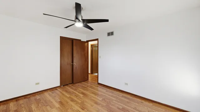 $618,000 | 7104 Kidwell Road, Downers Grove, IL 60516