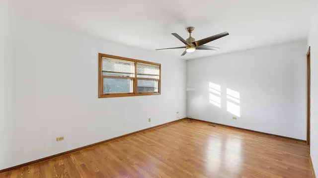 $618,000 | 7104 Kidwell Road, Downers Grove, IL 60516