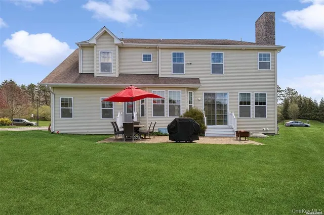 $774,990 | 55 Hamptons Ct Drive, Unit 55, Eastport, NY 11941