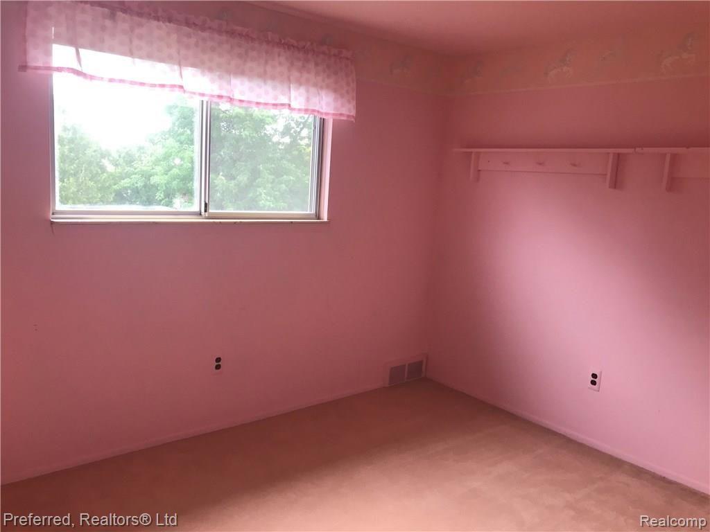 7418 Iron Gate Road Canton, MI 48187 - Photo 19 of 28