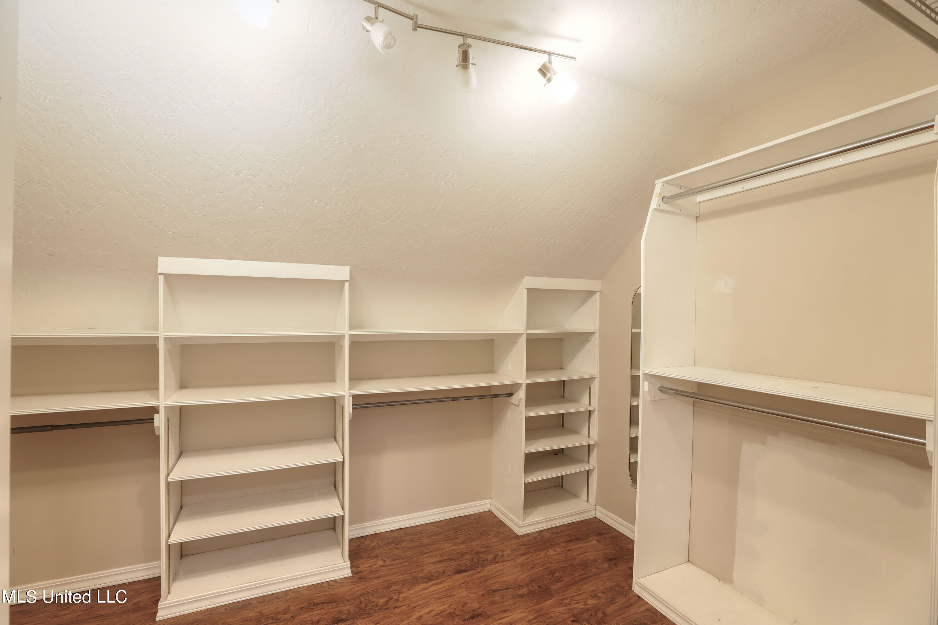 18427 Saucier Lizana Road Saucier, MS 39574 - Photo 23 of 34 Master Closet