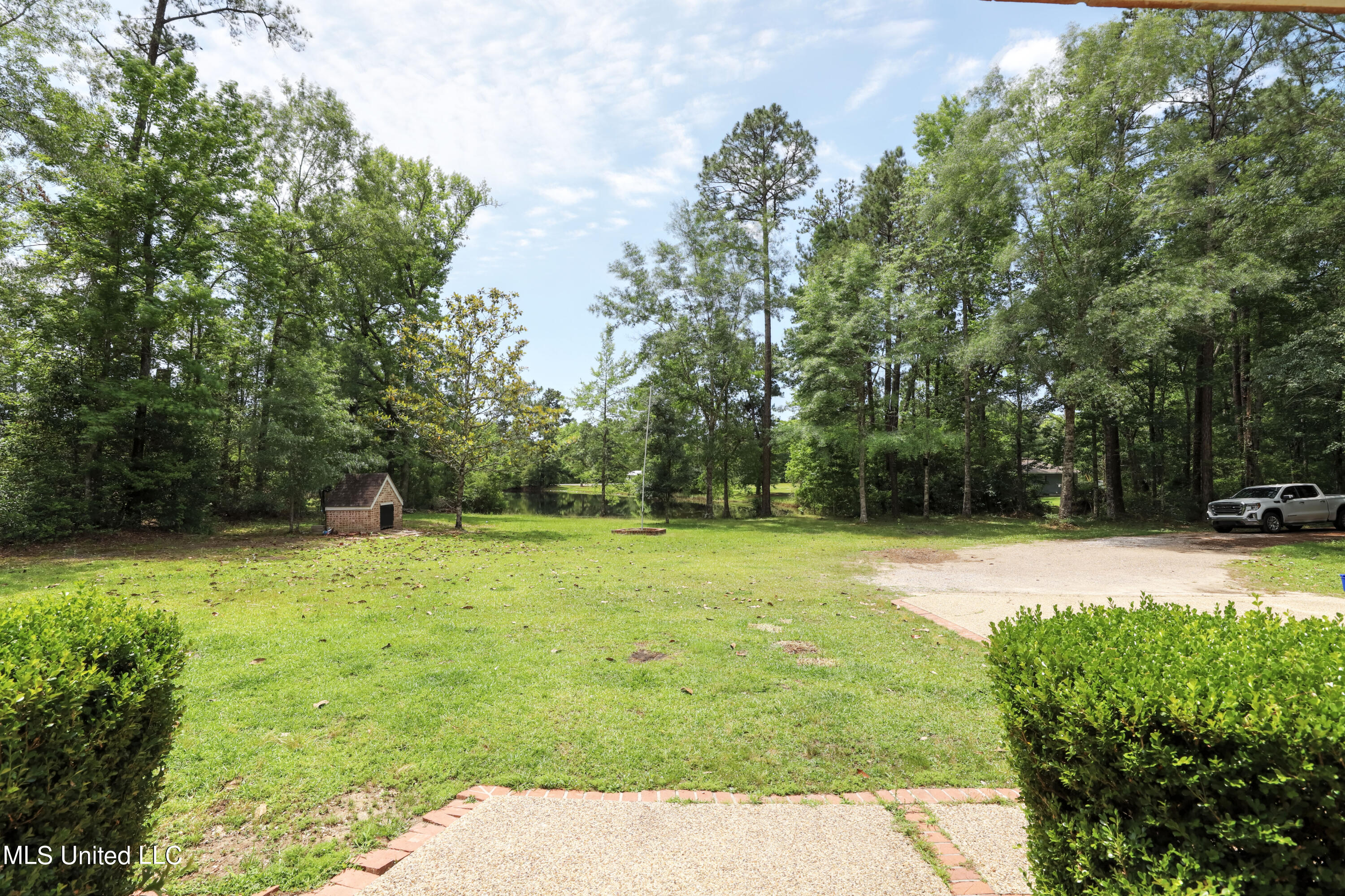 18427 Saucier Lizana Road Saucier, MS 39574 - Photo 4 of 34 Front