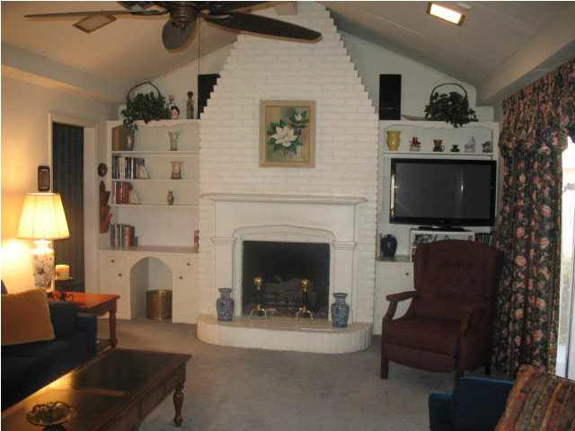 2011 Springridge Drive Jackson, MS 39211 - Photo 3 of 12 Photo 3