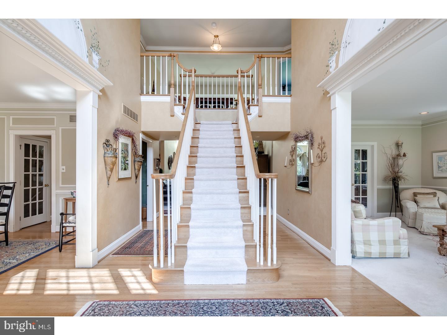 31 Pheasant Run Road New Hope, PA 18938 - Photo 2 of 25 Foyer