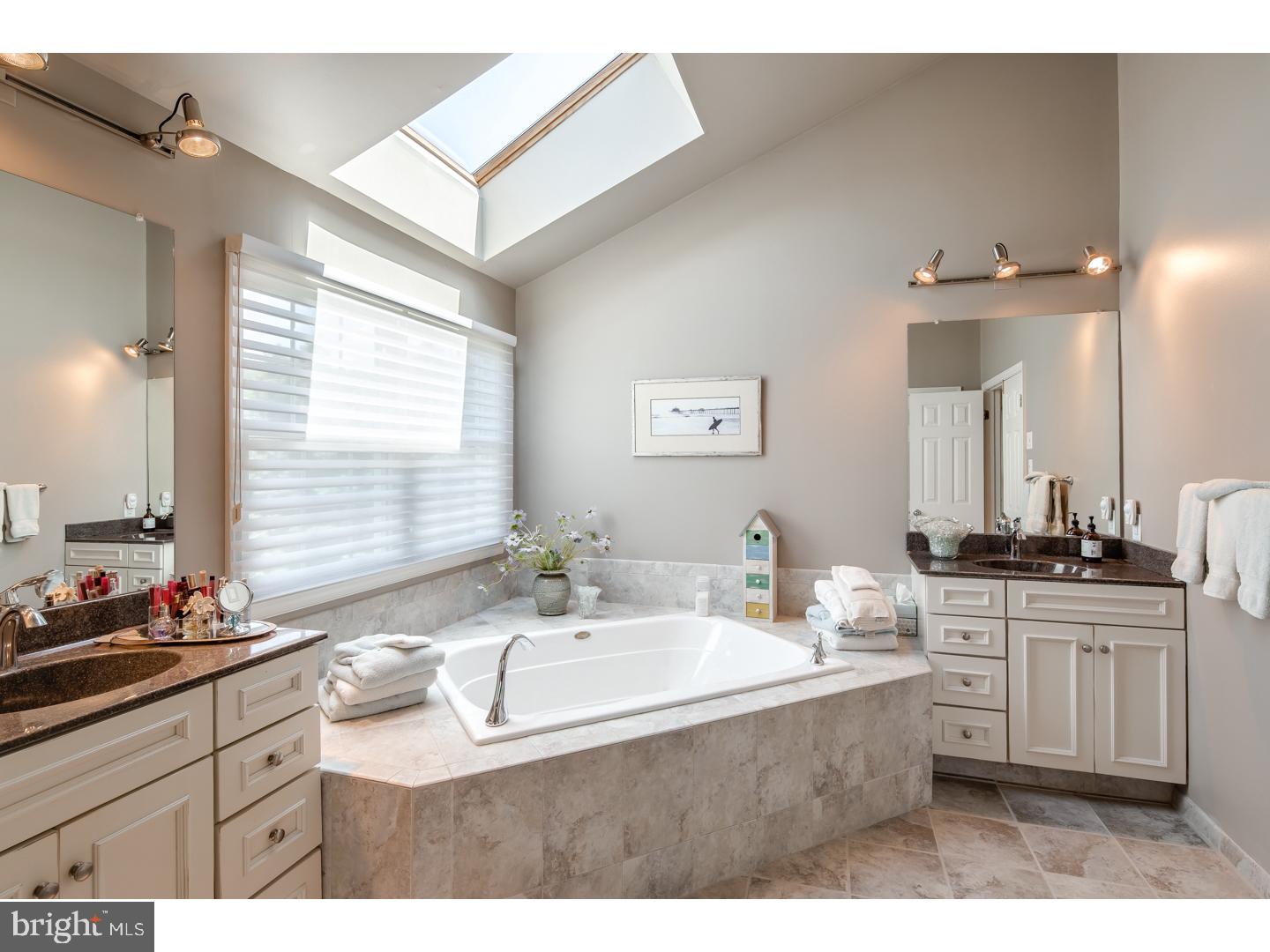 31 Pheasant Run Road New Hope, PA 18938 - Photo 13 of 25 Master Bathroom