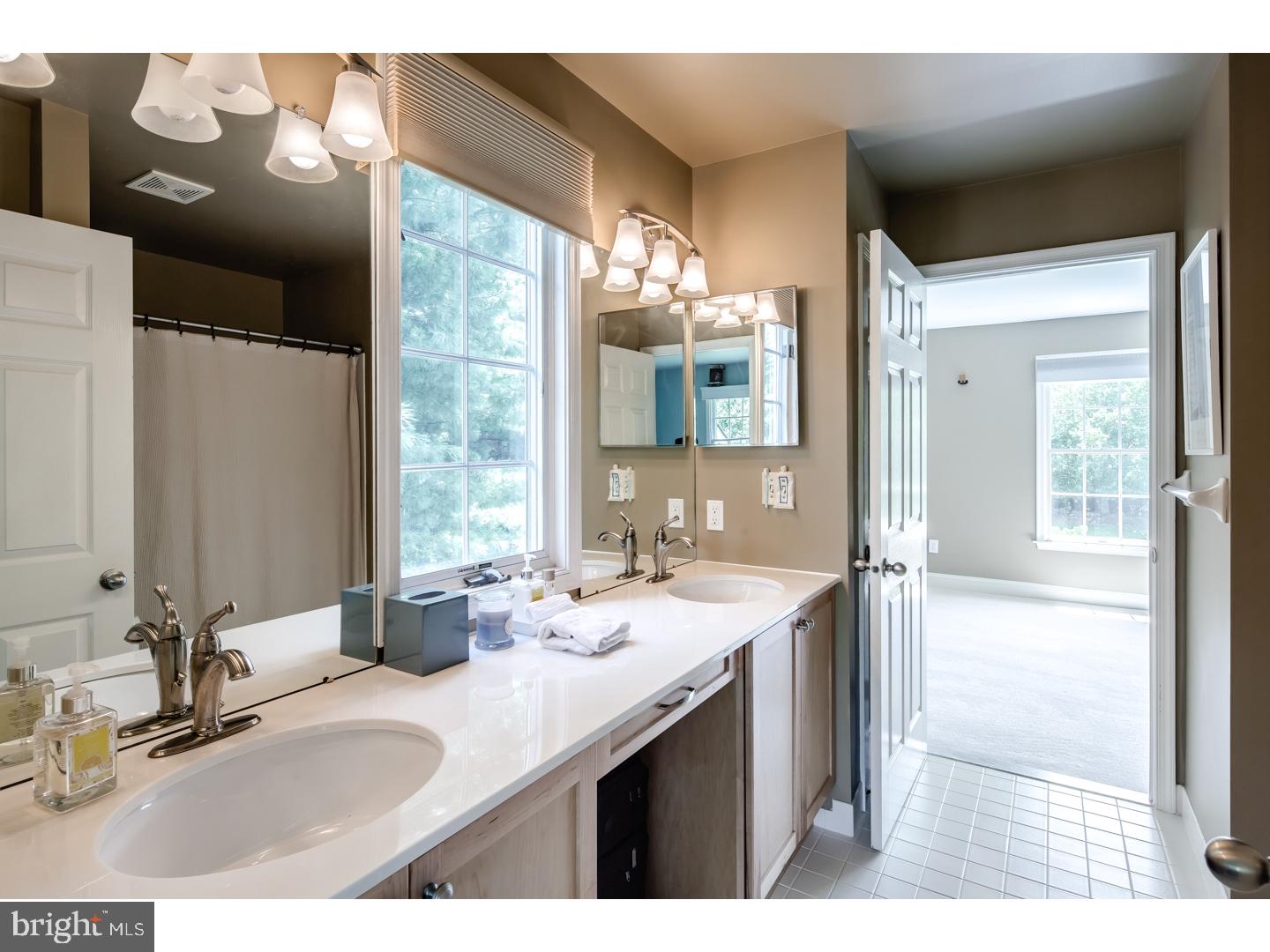 31 Pheasant Run Road New Hope, PA 18938 - Photo 18 of 25 Bathroom