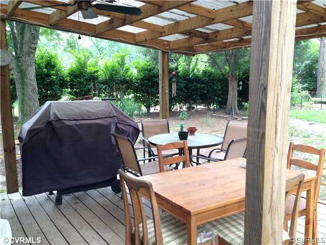 7304 Oak Ridge Street Henrico, VA 23294 - Photo 17 of 17 Patio/Deck